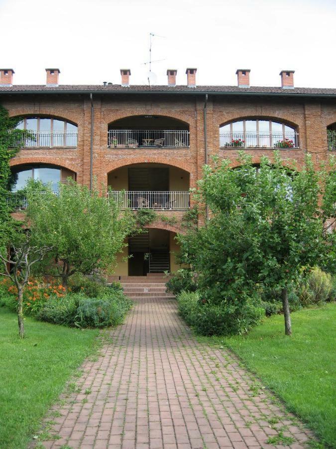 Cascina Radice Bed & Breakfast Arluno Exterior foto