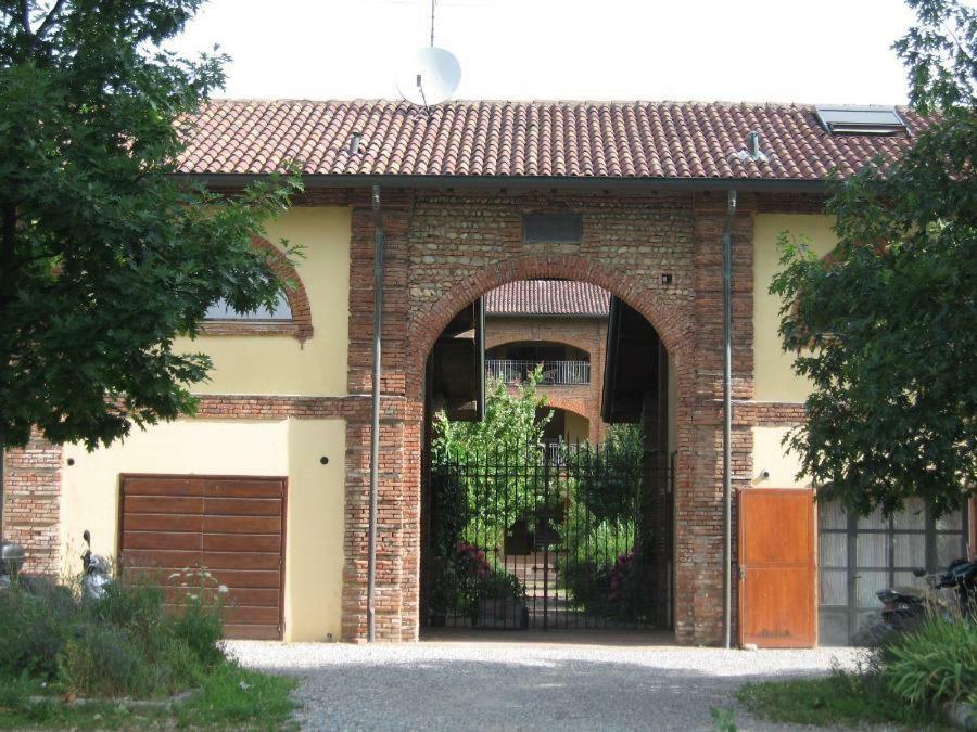 Cascina Radice Bed & Breakfast Arluno Exterior foto