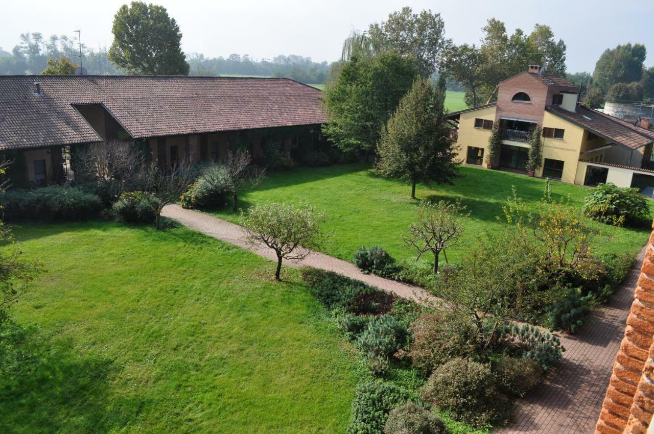 Cascina Radice Bed & Breakfast Arluno Exterior foto